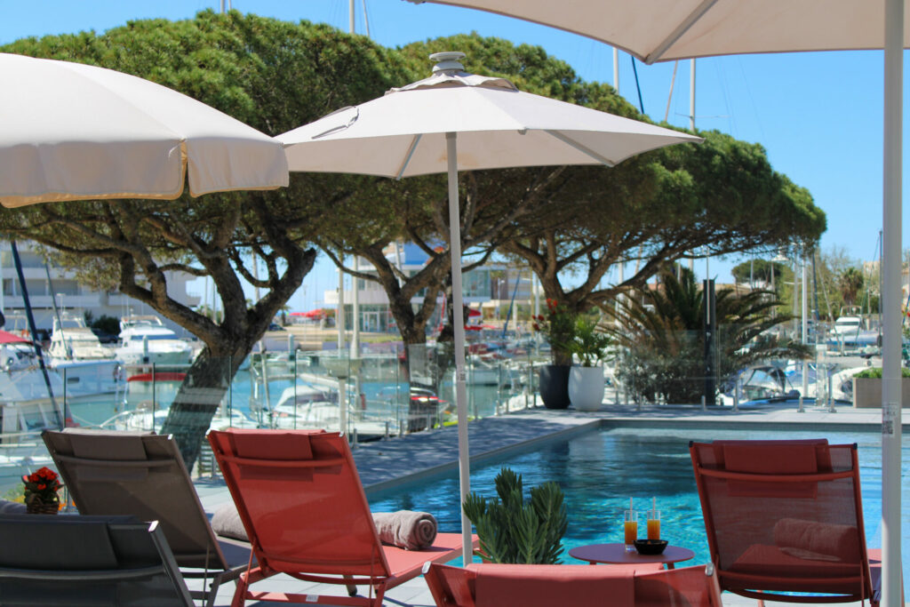 Hotel avec piscine montpellier carnon